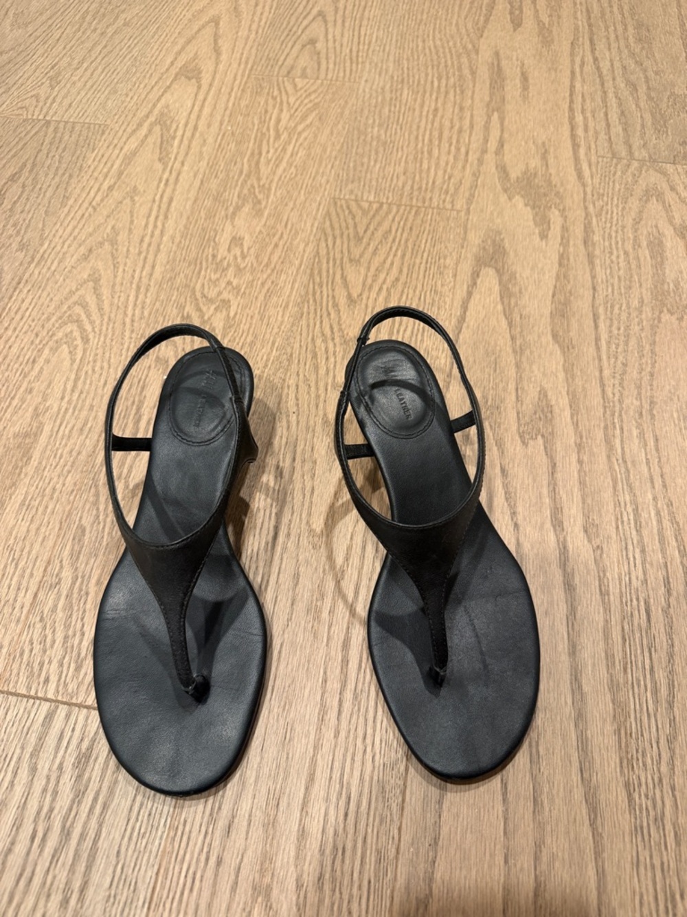 Black Real Leather T-Strap Women's Kitten Heels - Picture 2 of 3